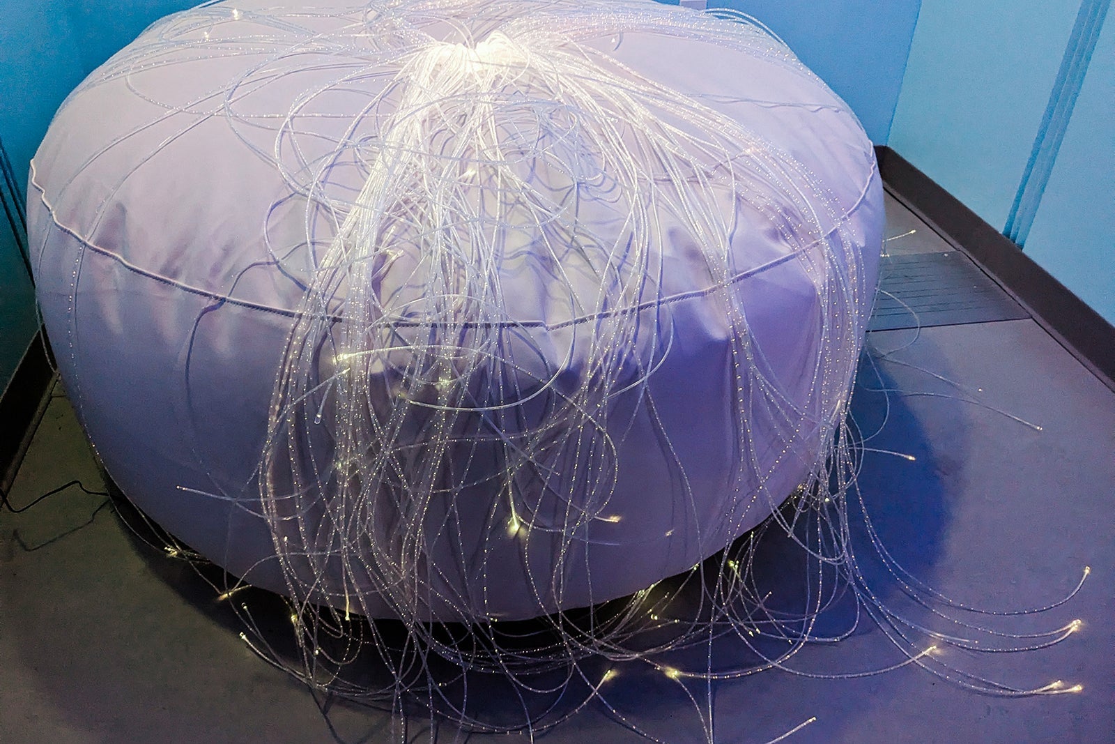Airport Multi-Sensory Rooms_DTW Multi-Sensory Room Fiber Optic Bean Bag