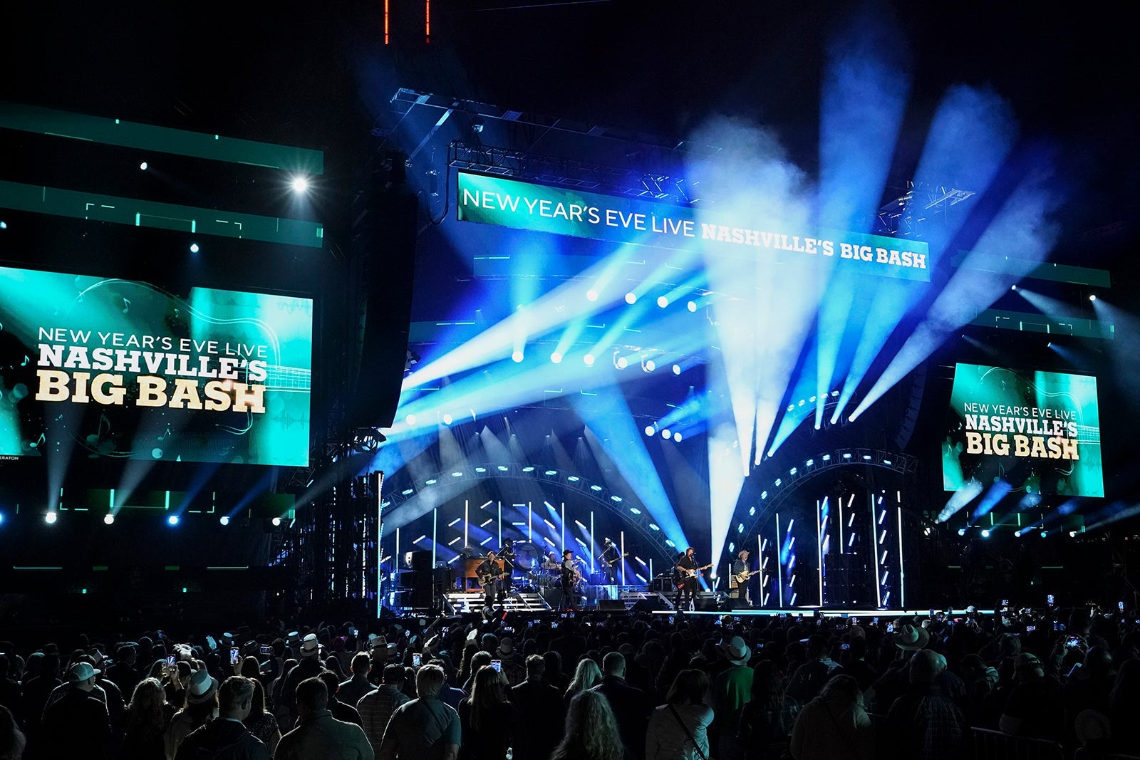 Brooks Dunn New Years Eve show