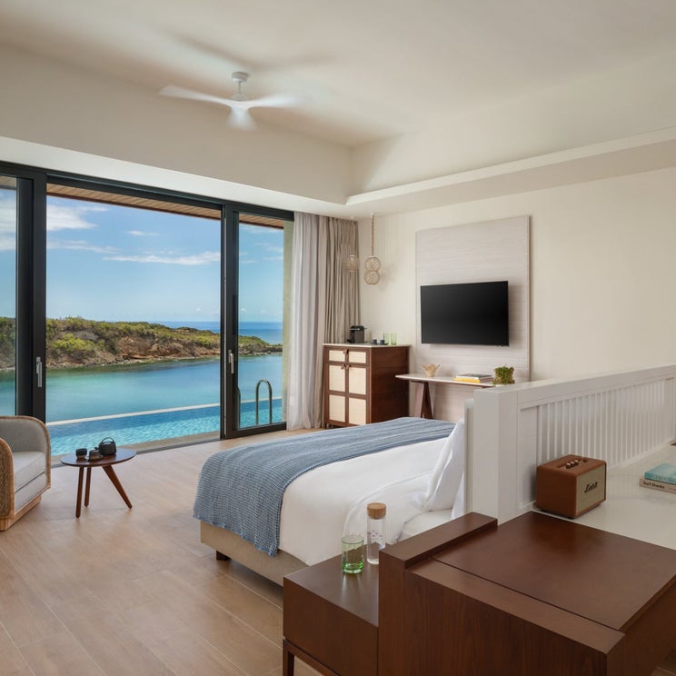 How to use the $100 hotel credit on the Chase Sapphire Preferred in 2026