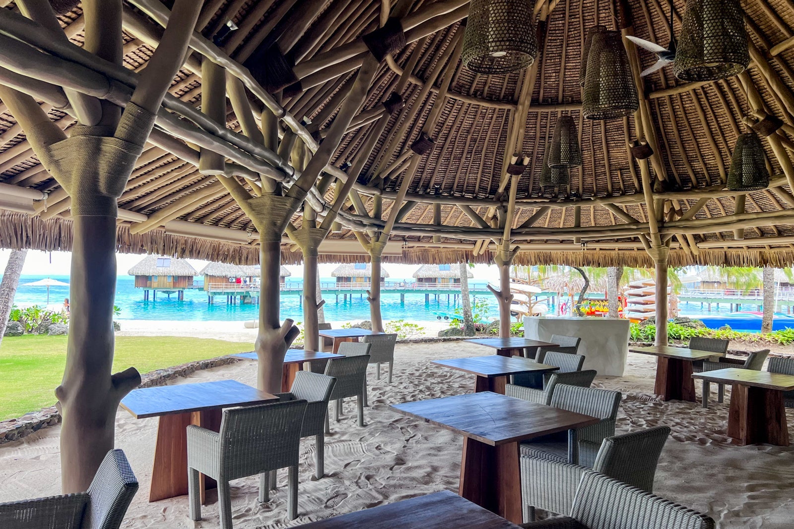 beach restaurant