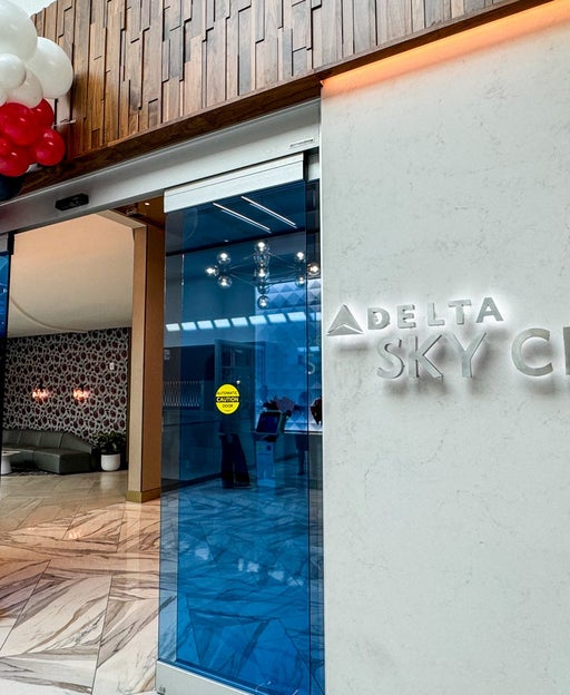 Delta Sky Club entrance at Charlotte Airport