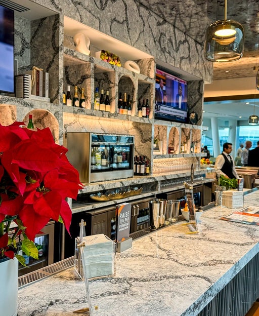 Delta Sky Club CLT
