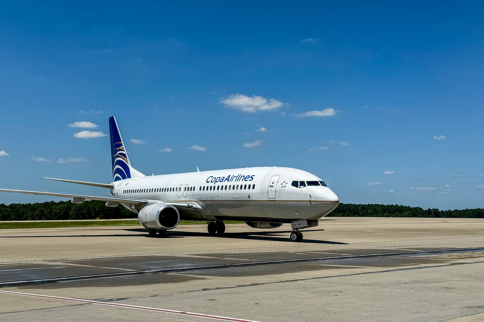 A Copa Airlines Boeing 737 arrives at Raleigh-Durham International Airport (RDU) following its June 2024 inaugural flight from Panama City.