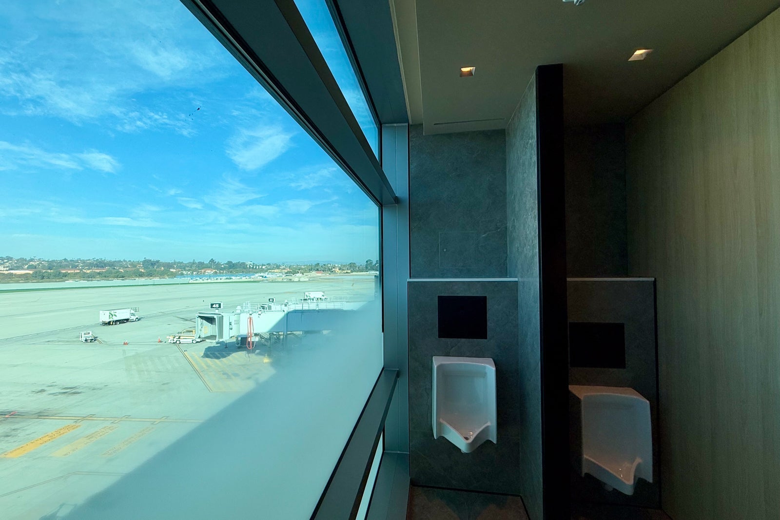 Chase Sapphire Lounge San Diego