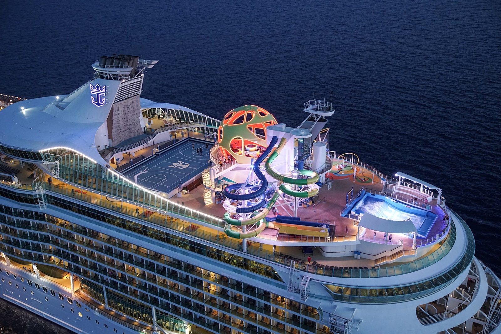 Royal Caribbean Mariner Of The Seas Ship