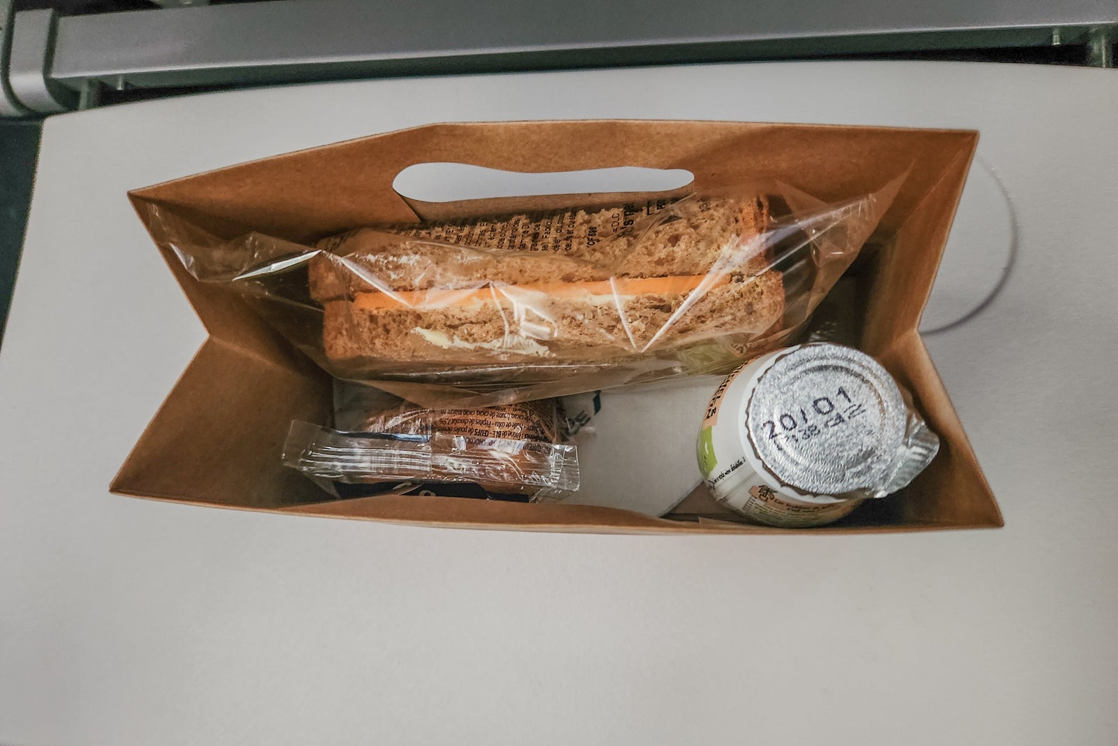 plane food