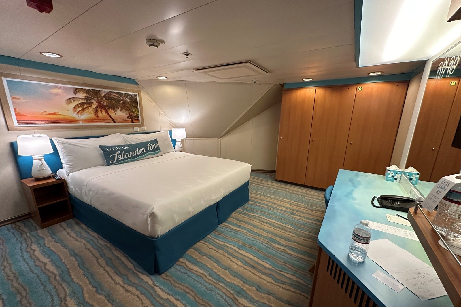 An interior accessible cruise ship cabin