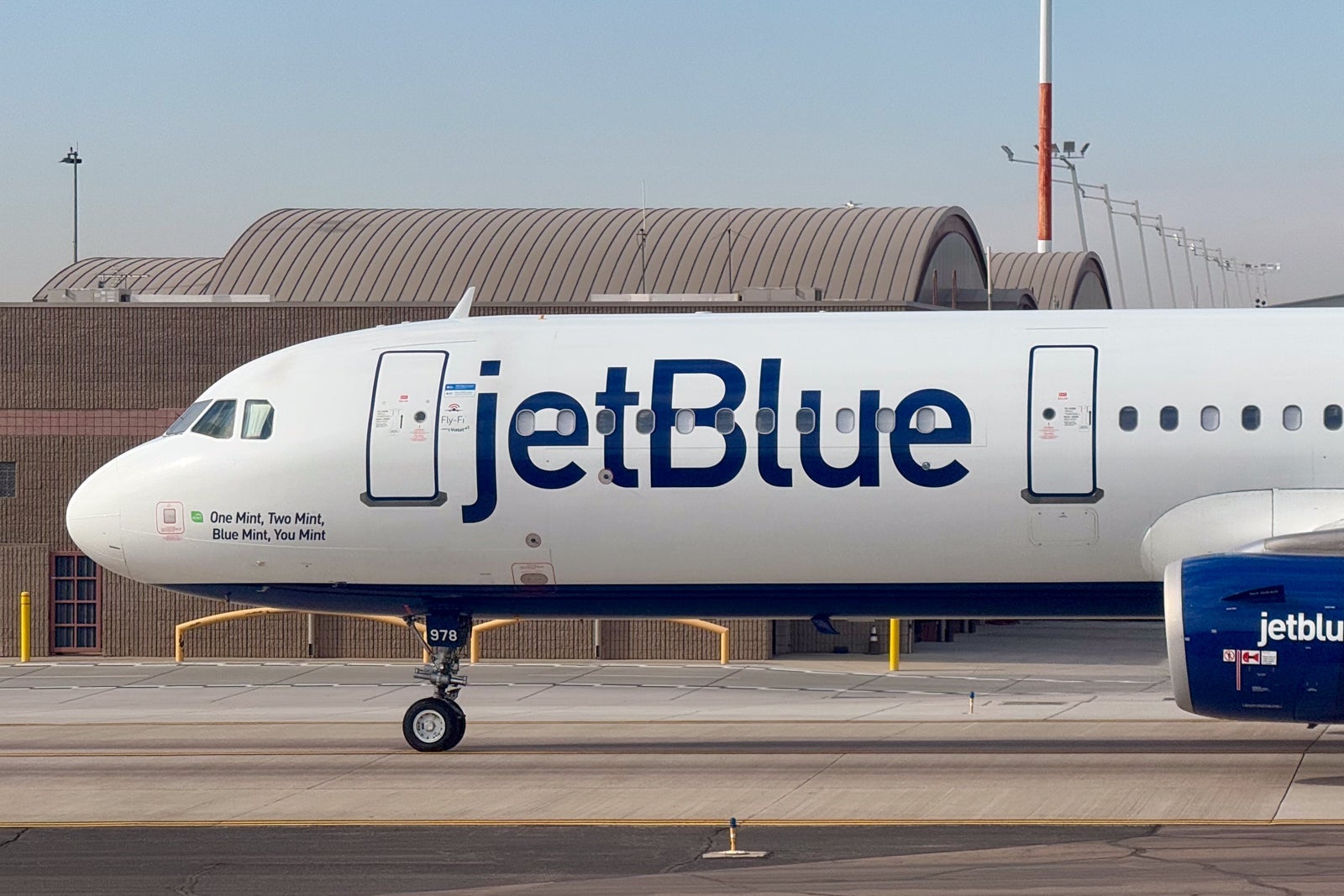 Puerto Rico AIRLINES WAR: JetBlue Just Dropped a BOMB!