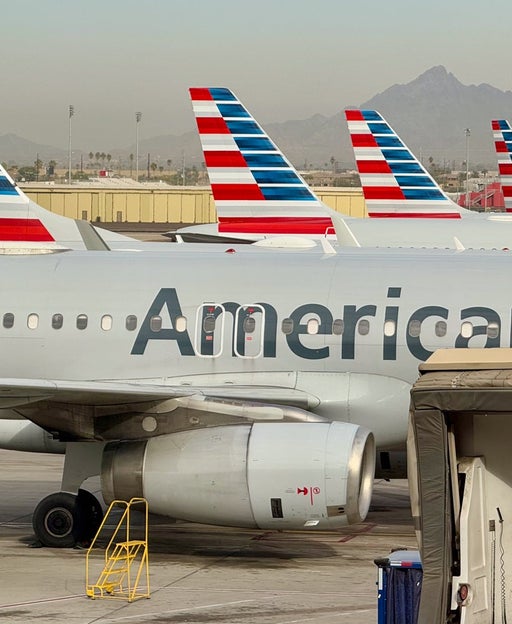American Airlines plans at Phoenix airport