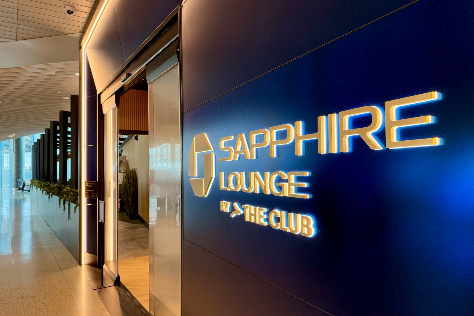 Sapphire Lounge SAN