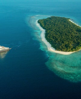 Ponant's Le Laparouse sailing in the Maldives