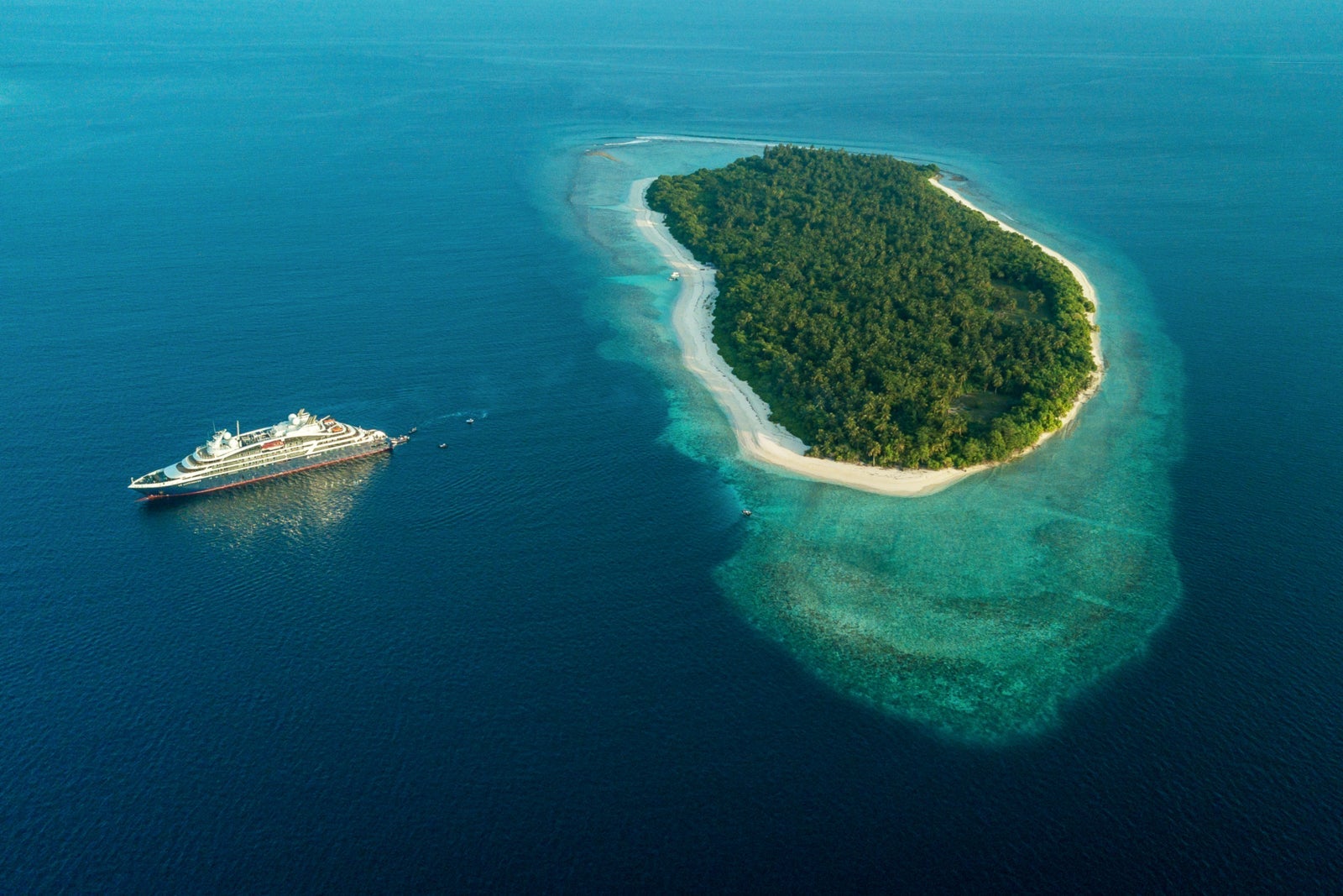 Ponant's Le Laparouse sailing in the Maldives