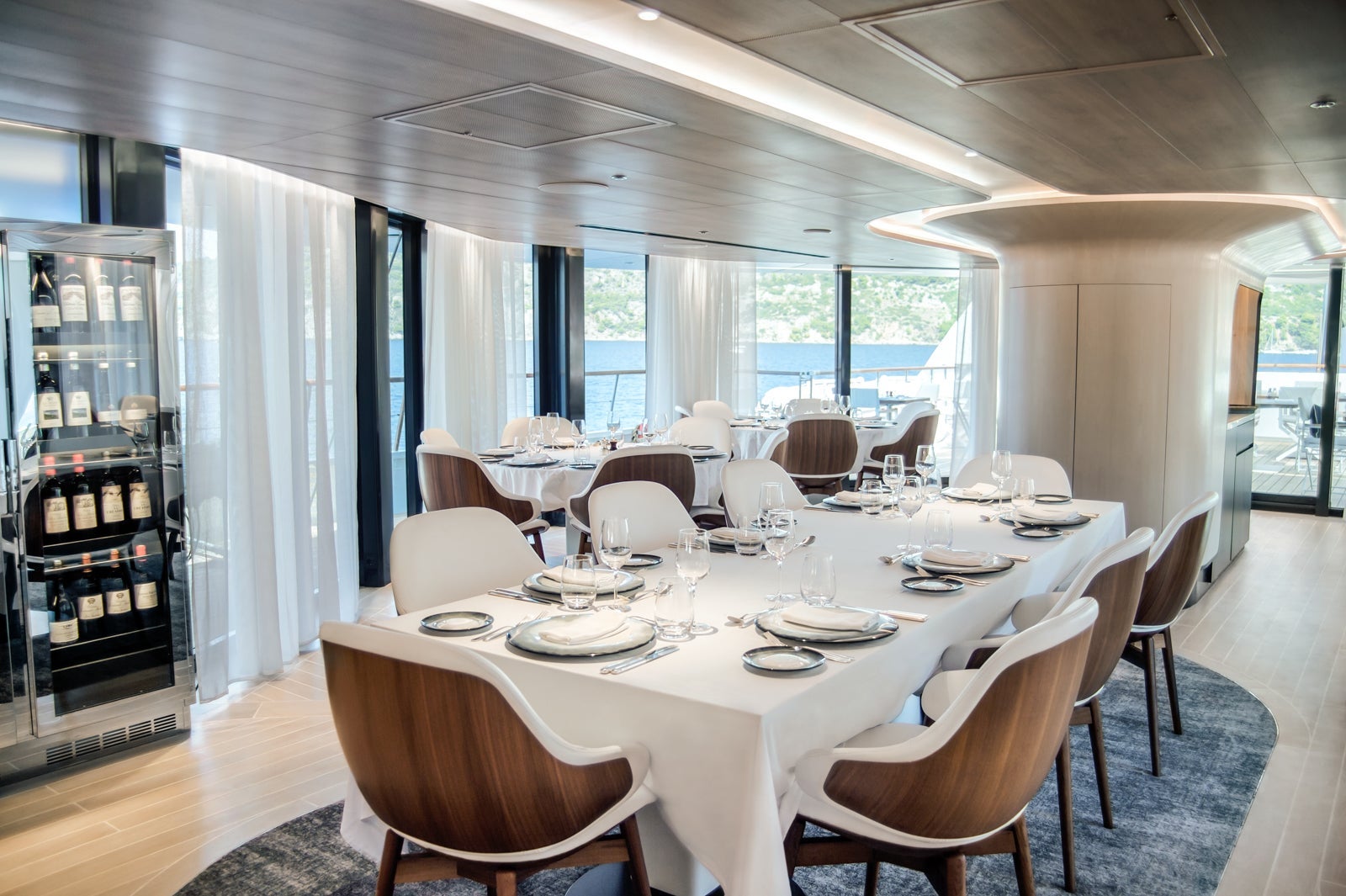 The restaurant on Le Ponant.