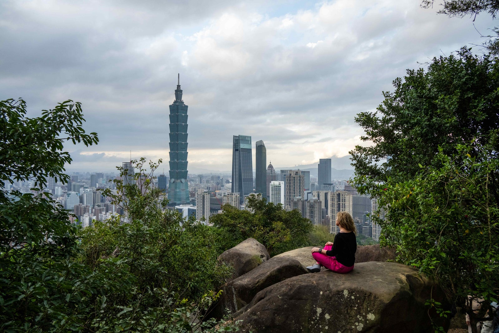 Downtown Taipei seen from top of the Elephant Mountain trail