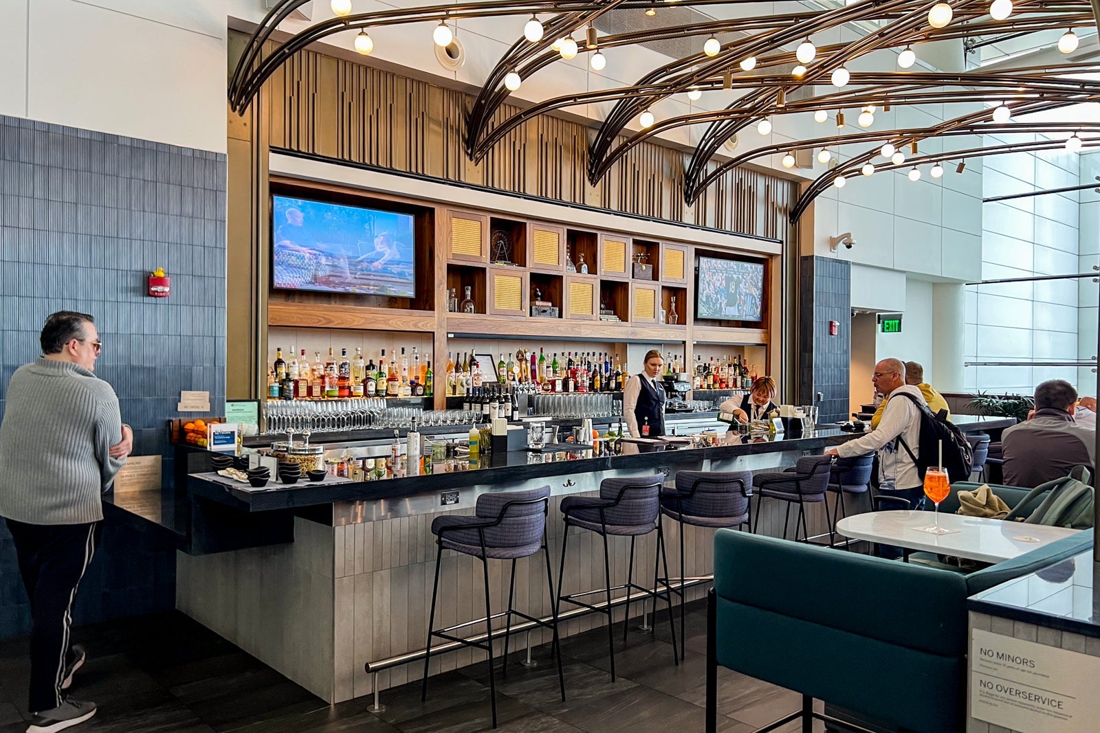 SEA Amex Centurion Lounge