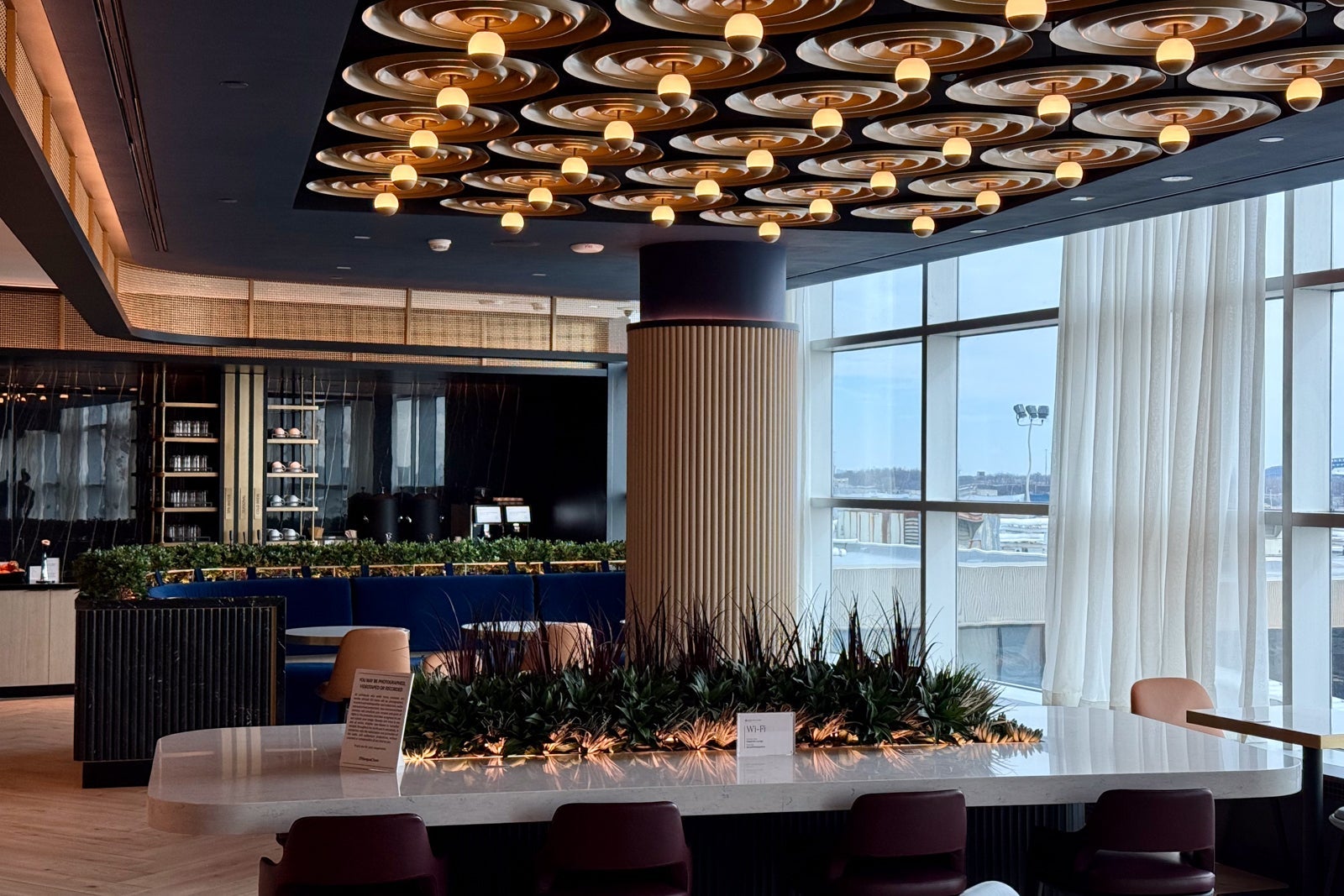 Chase Sapphire Reserve vs. Sapphire Reserve for Business: Which Reserve is right for you?
