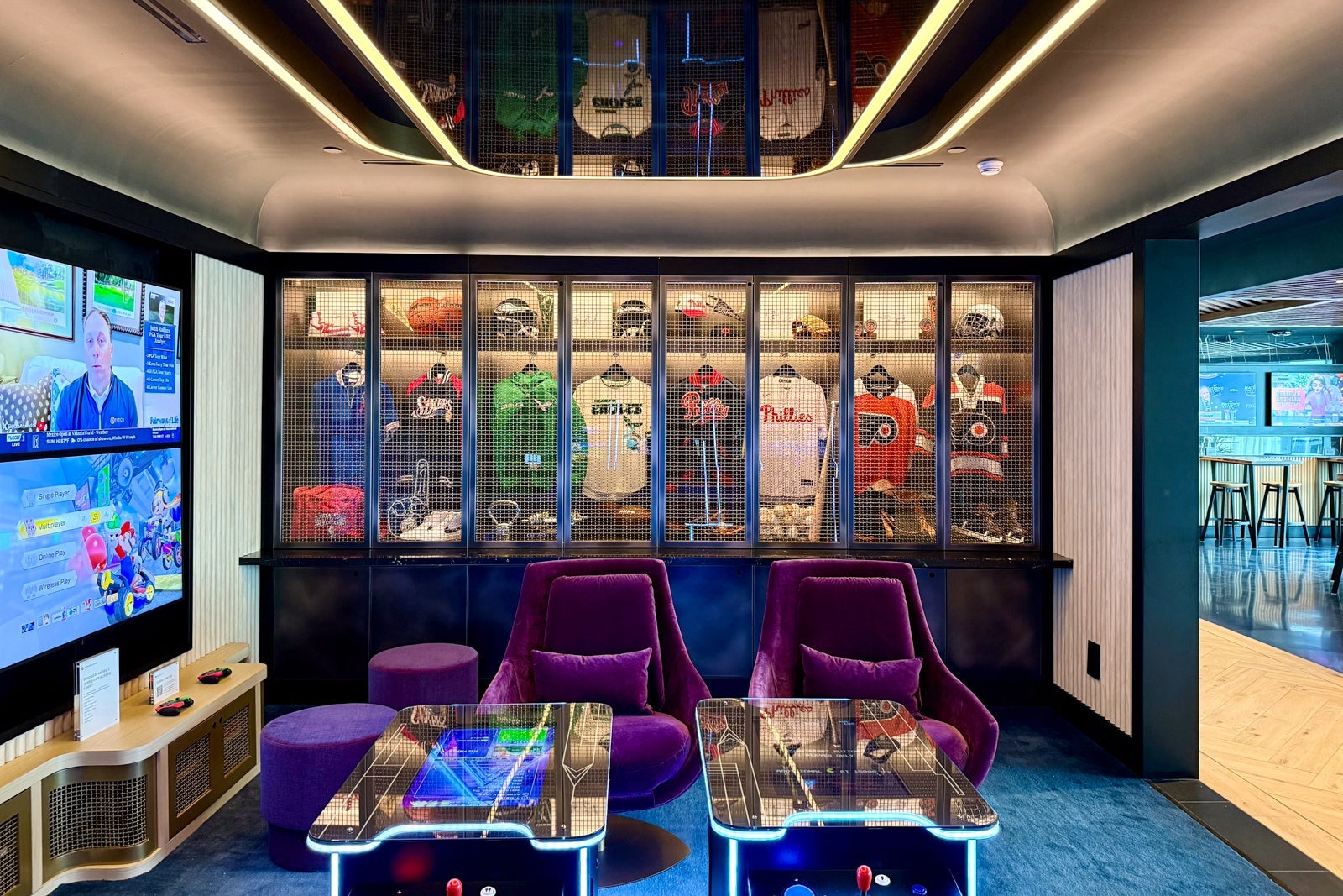 Chase Sapphire Lounge Philadelphia.