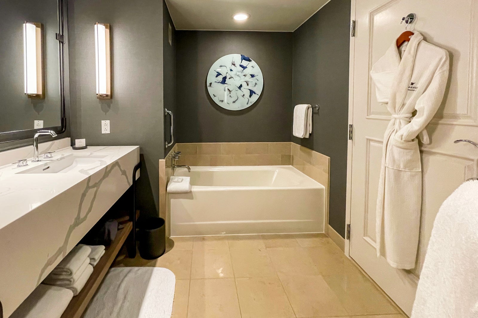 King guest room at JW Marriott Orlando, Grande Lakes