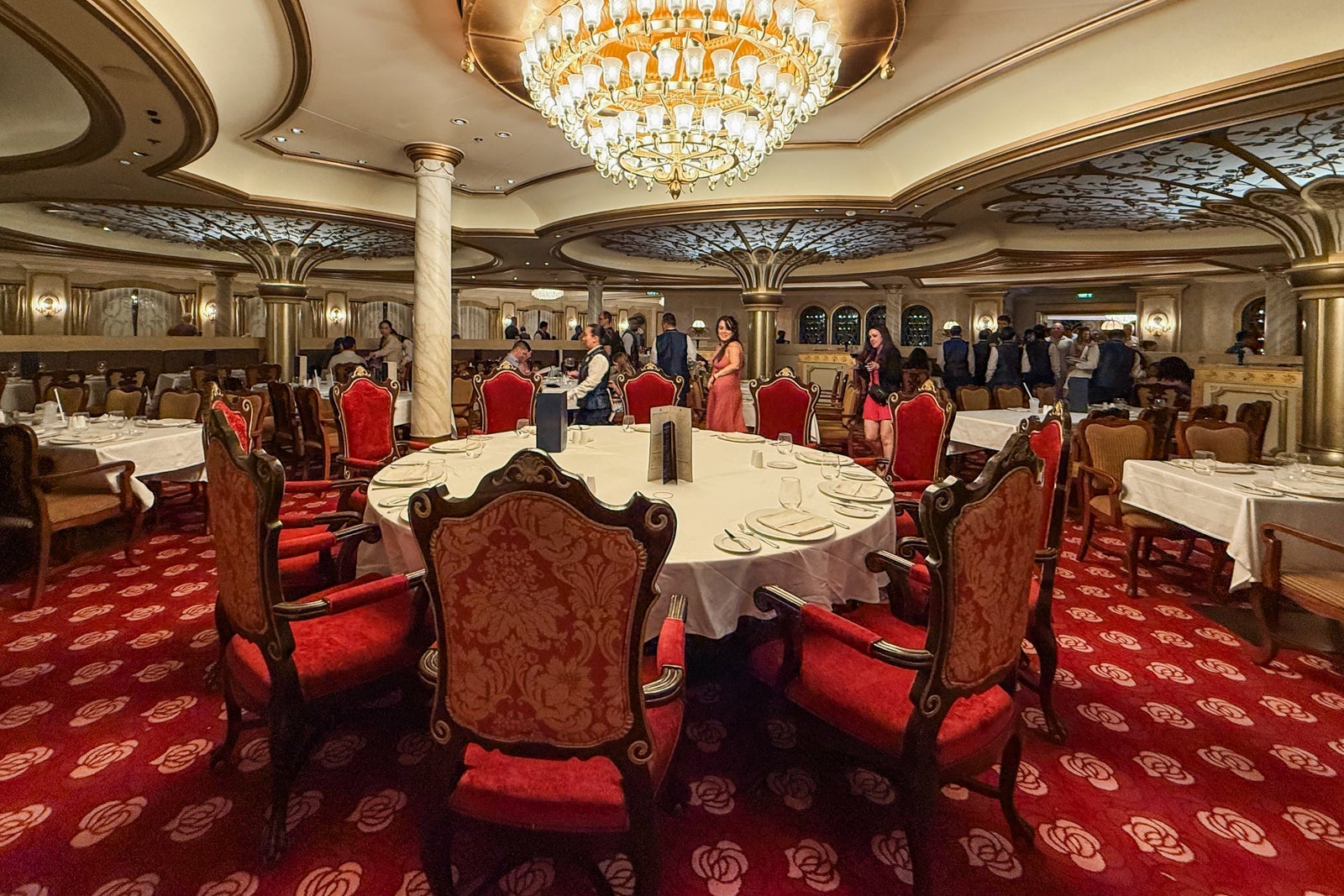 Disney Fantasy dining