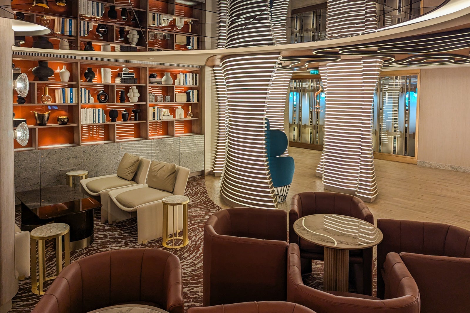 norwegian aqua dining