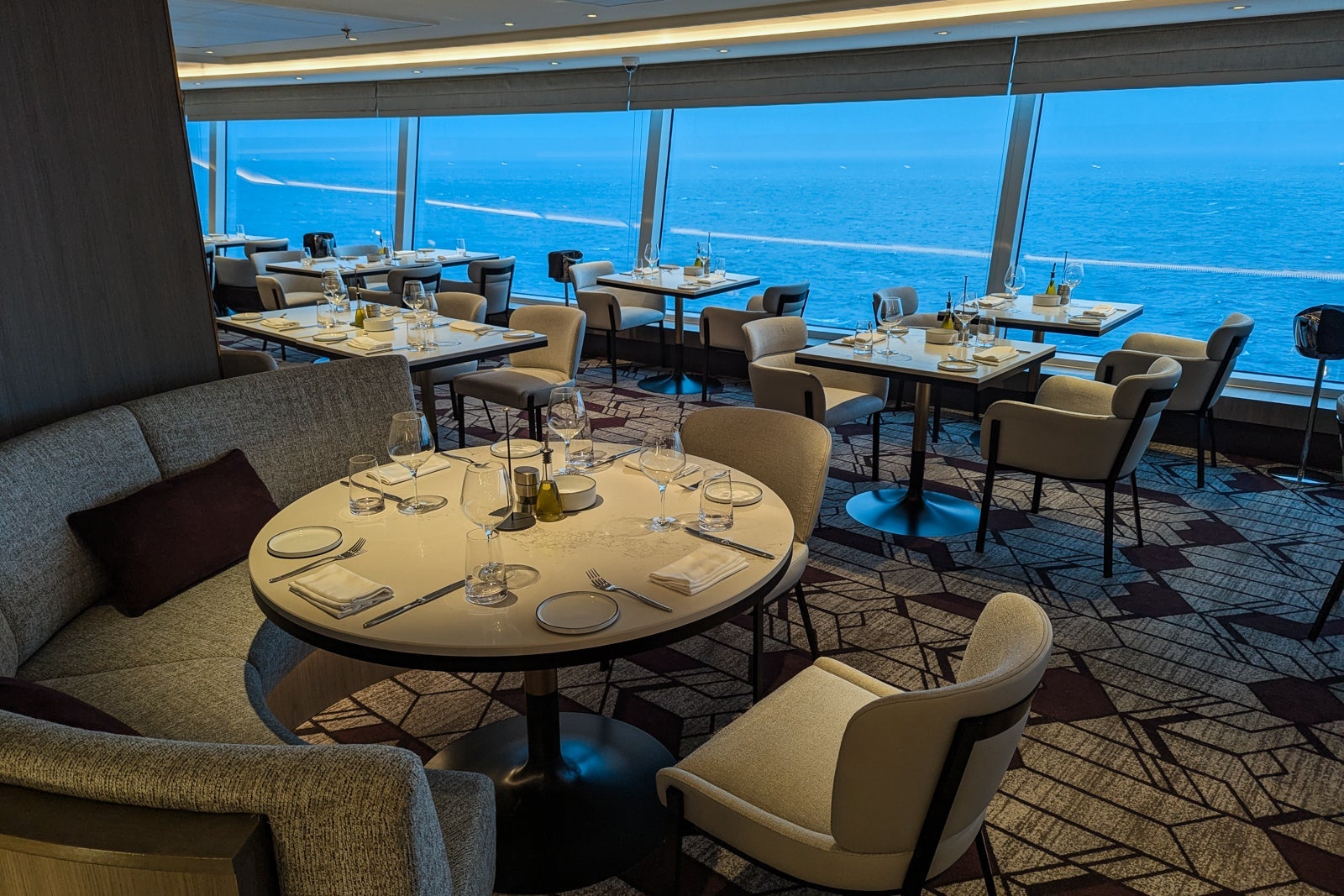 norwegian aqua dining