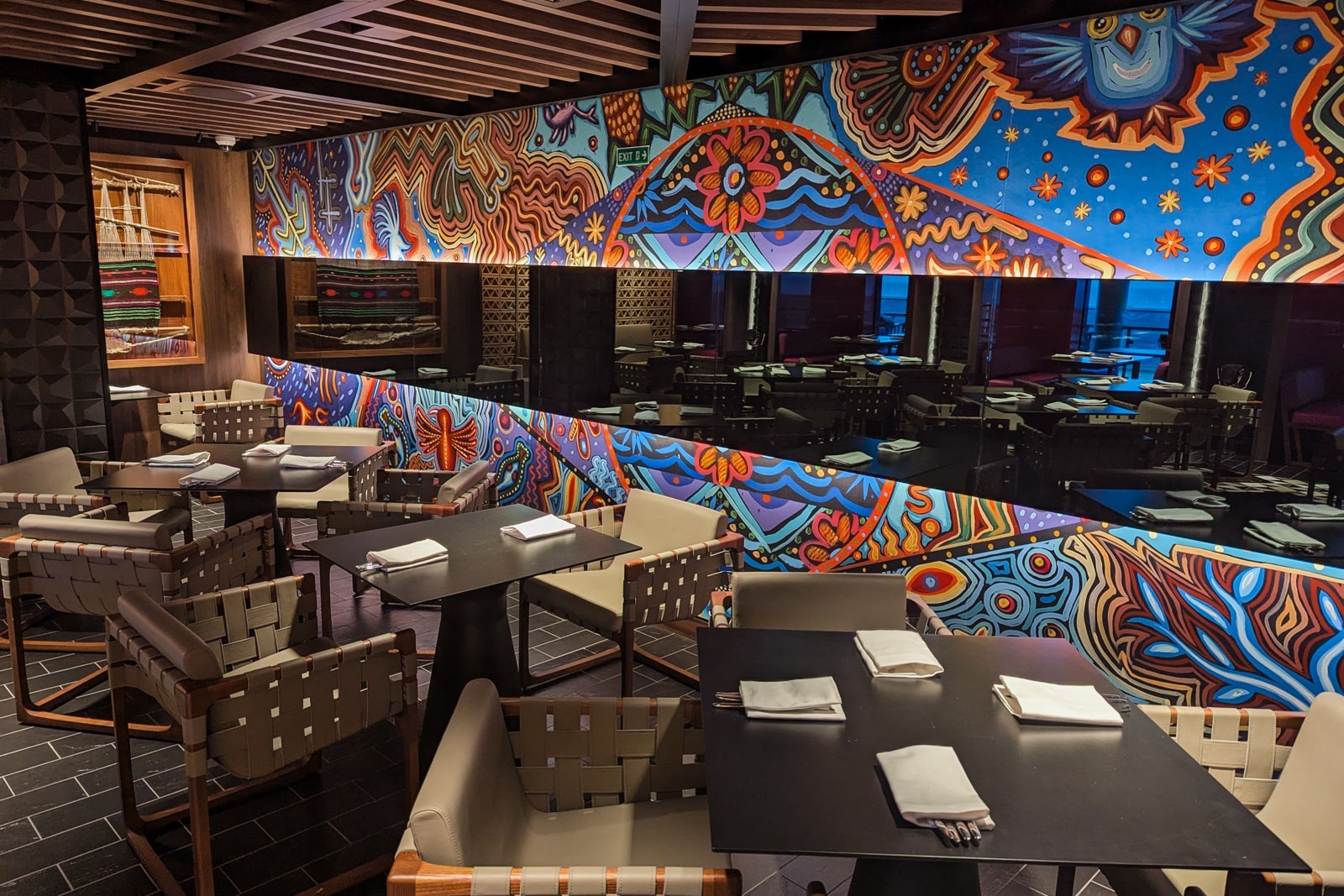 norwegian aqua dining