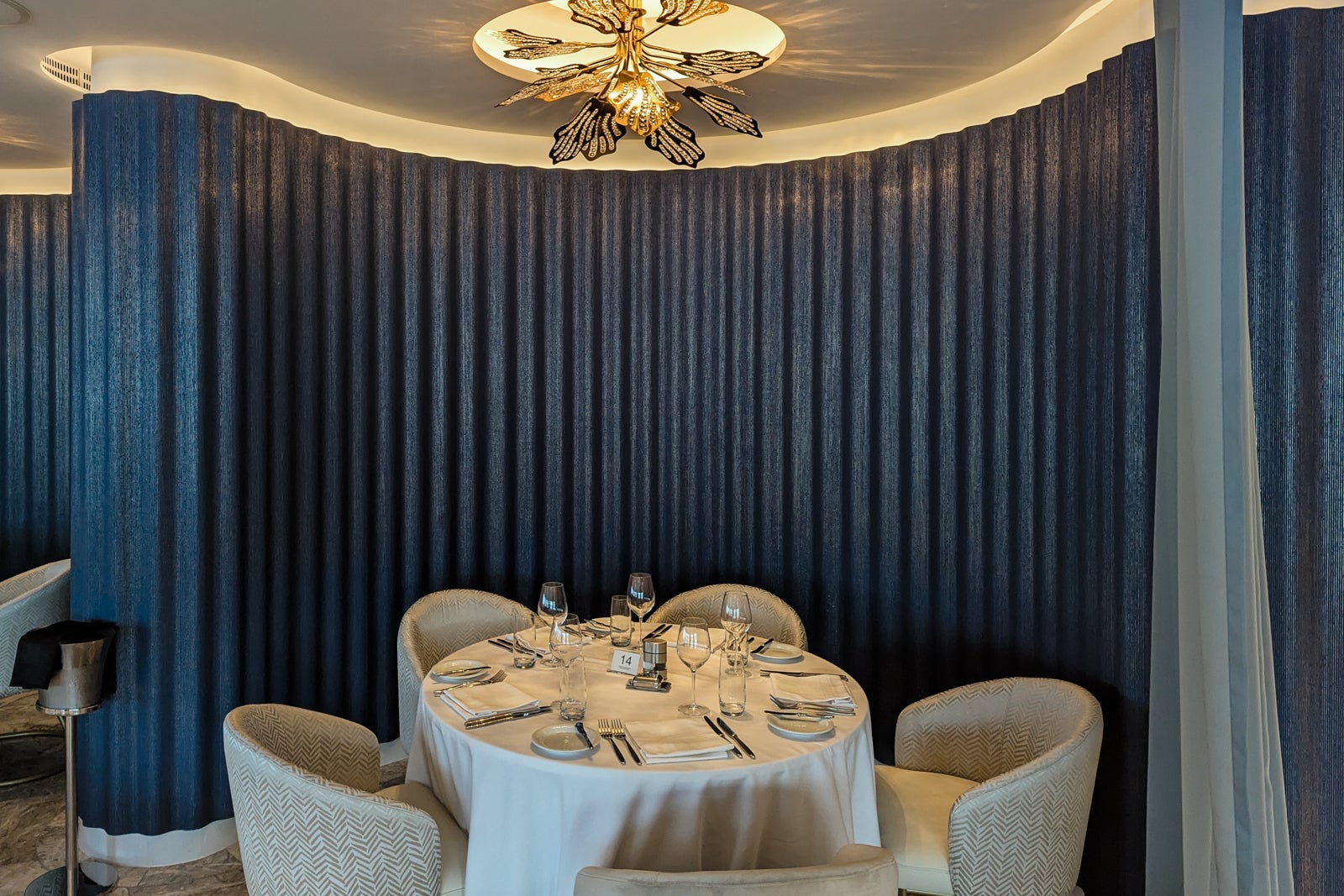 norwegian aqua dining