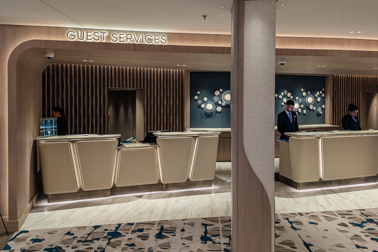 norwegian aqua dining