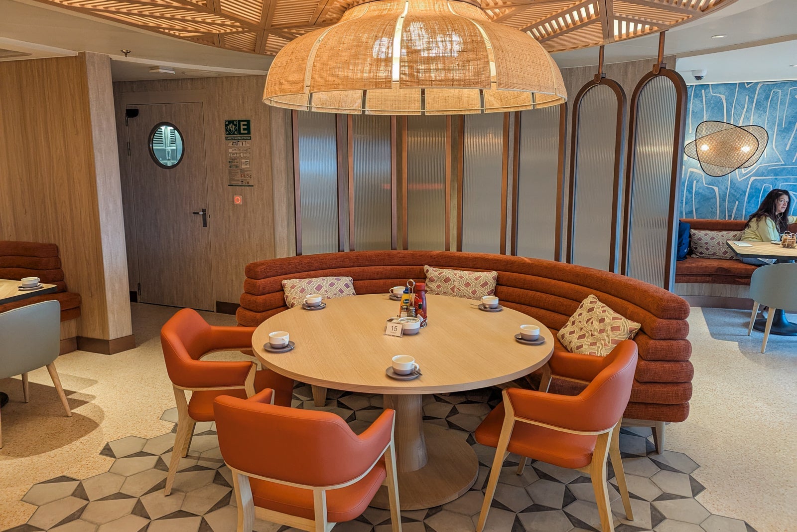 norwegian aqua dining