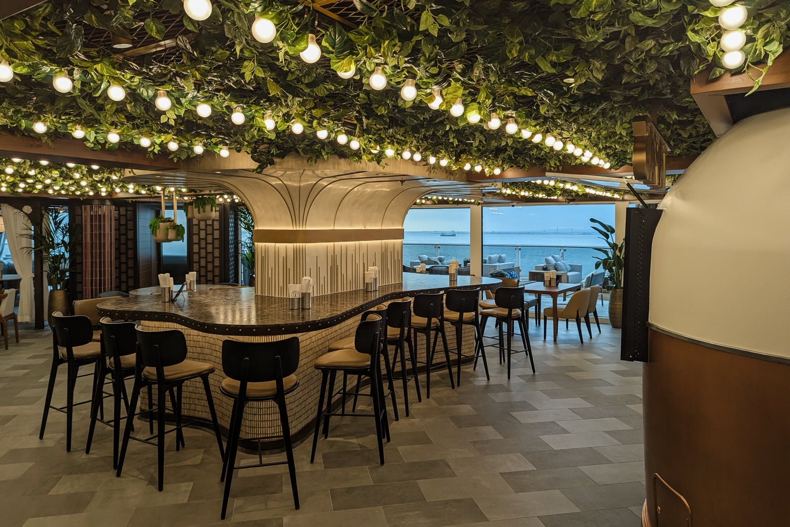 norwegian aqua dining