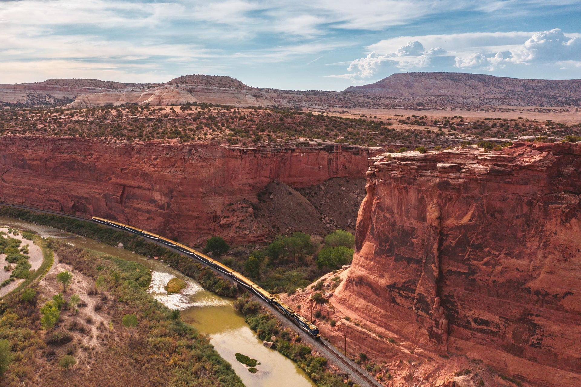 Canyon Spirit Train in the mountains