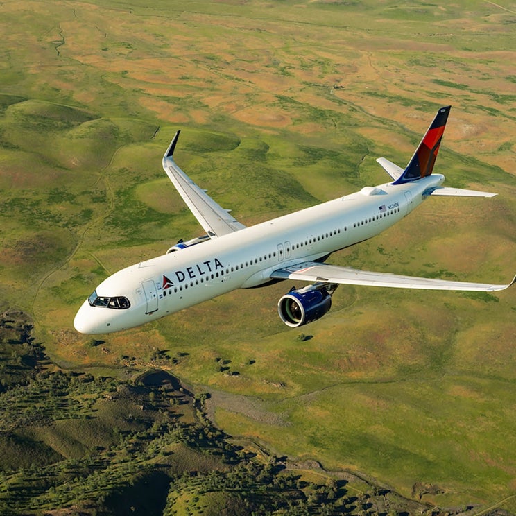 Earn up to 125,000 SkyMiles as these highest-ever Delta Amex offers return
