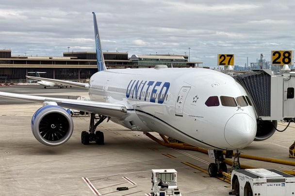 United Boeing 787-9 Dreamliner Newark NYC