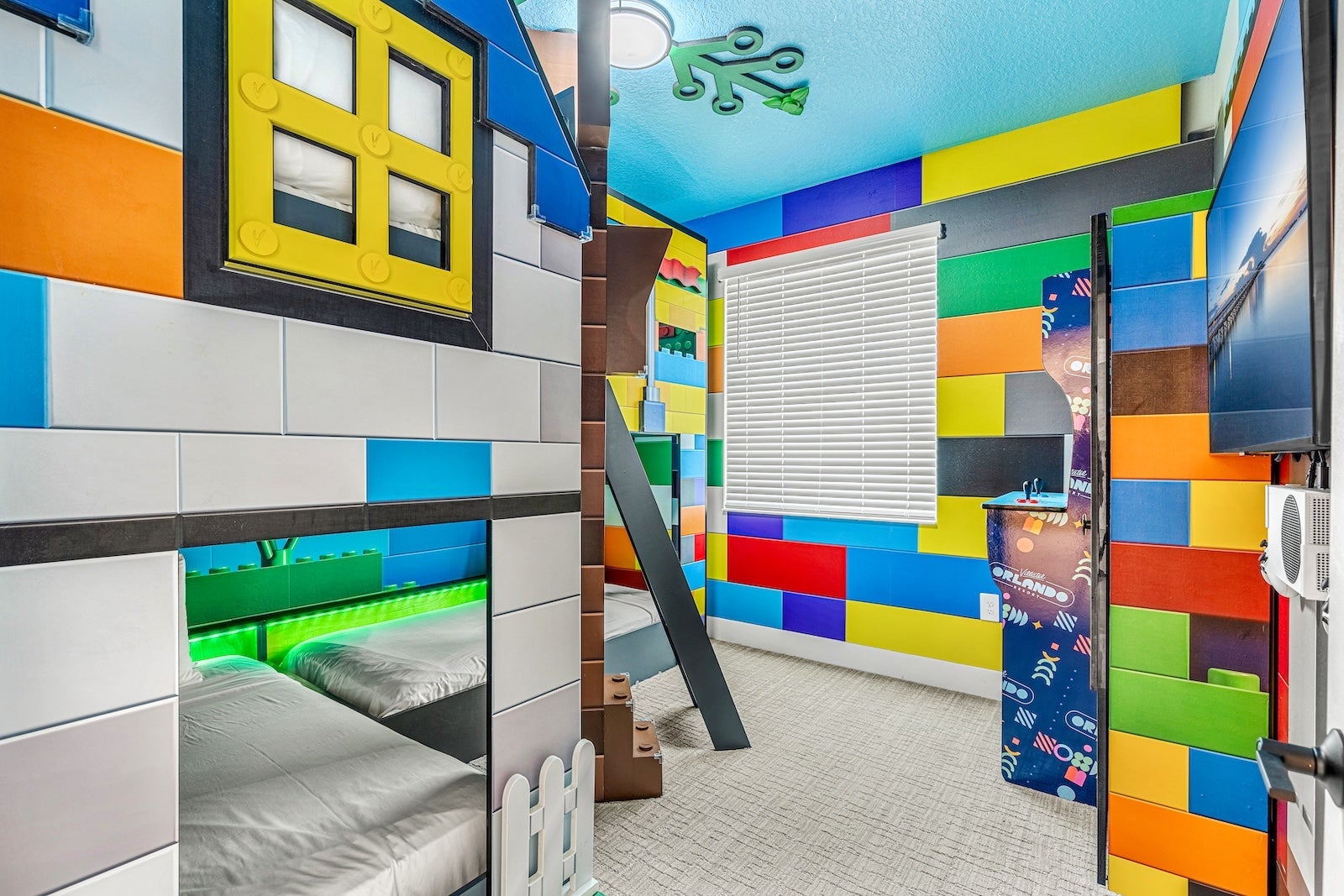 themed hotel bedroom