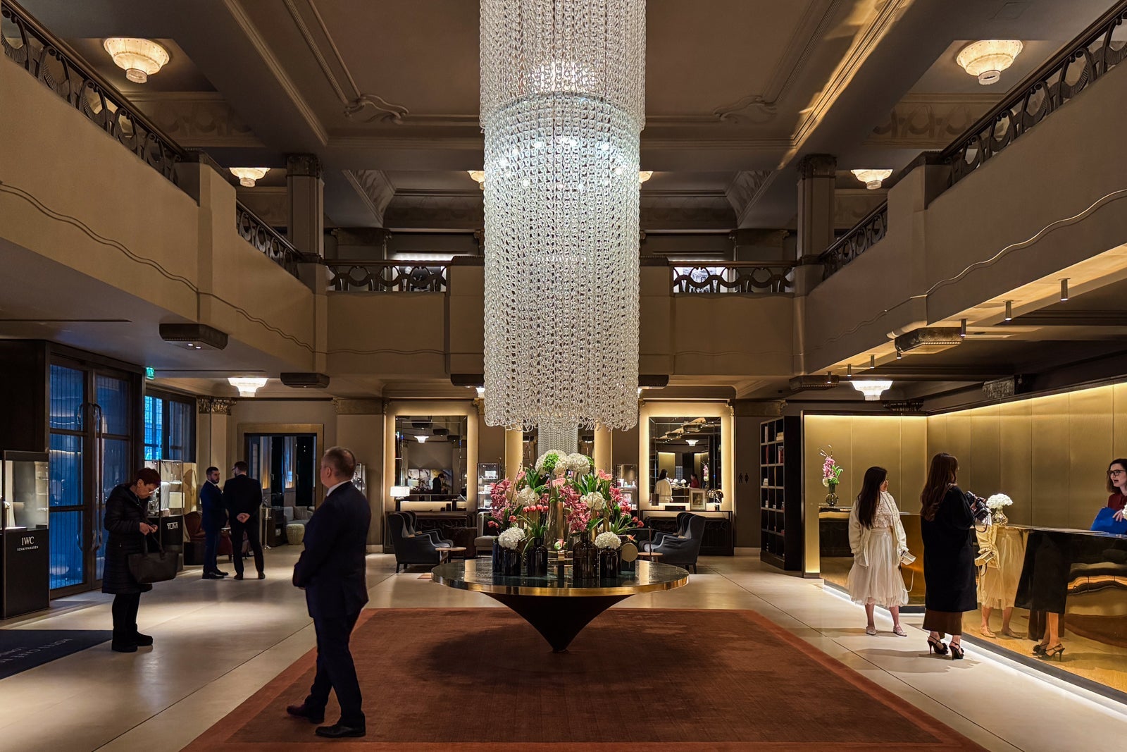 hotel cafe royal lobby