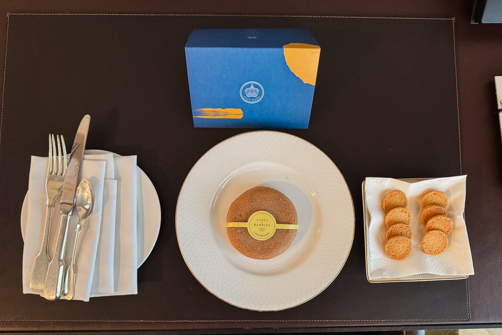 hotel cafe royal amenity