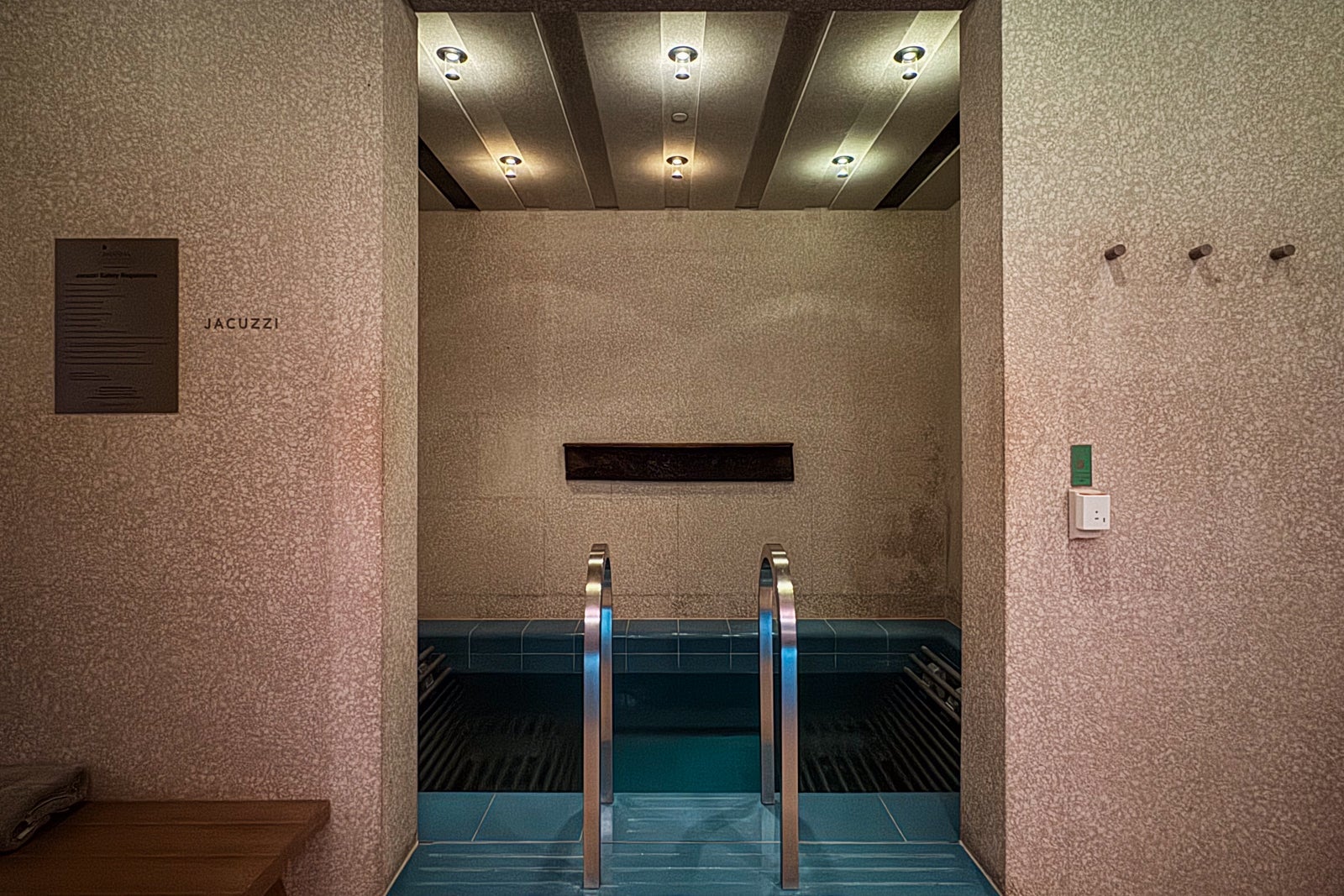 hotel cafe royal pool