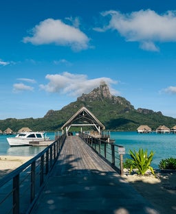 The best Cyber Monday and Travel Tuesday hotel deals in 2025