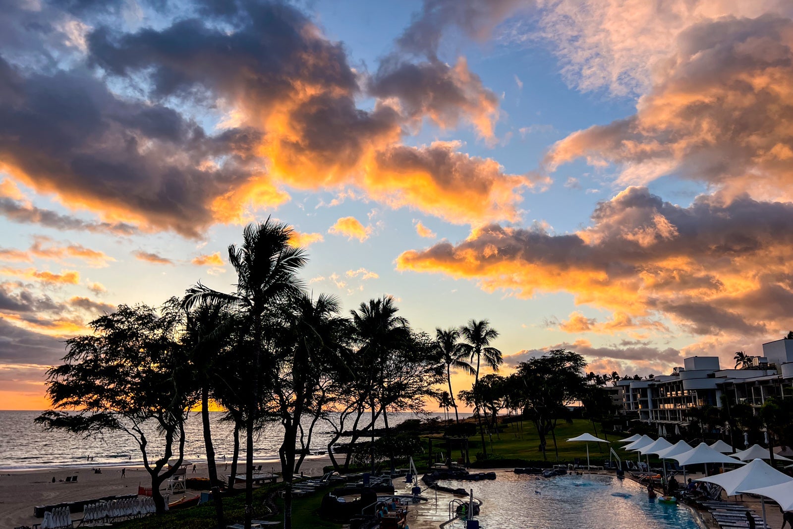 View from the restaurant Meridia at Westin Hapuna Beach Resort Mauna Kea Beach Hotel. CLINT HENDERSON/THE POINTS GUY