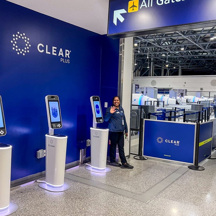 Save time at the airport: These 4 cards cover the cost of Clear+
