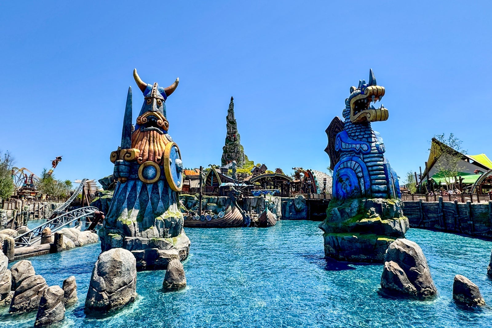 How to Train Your Dragon themed land