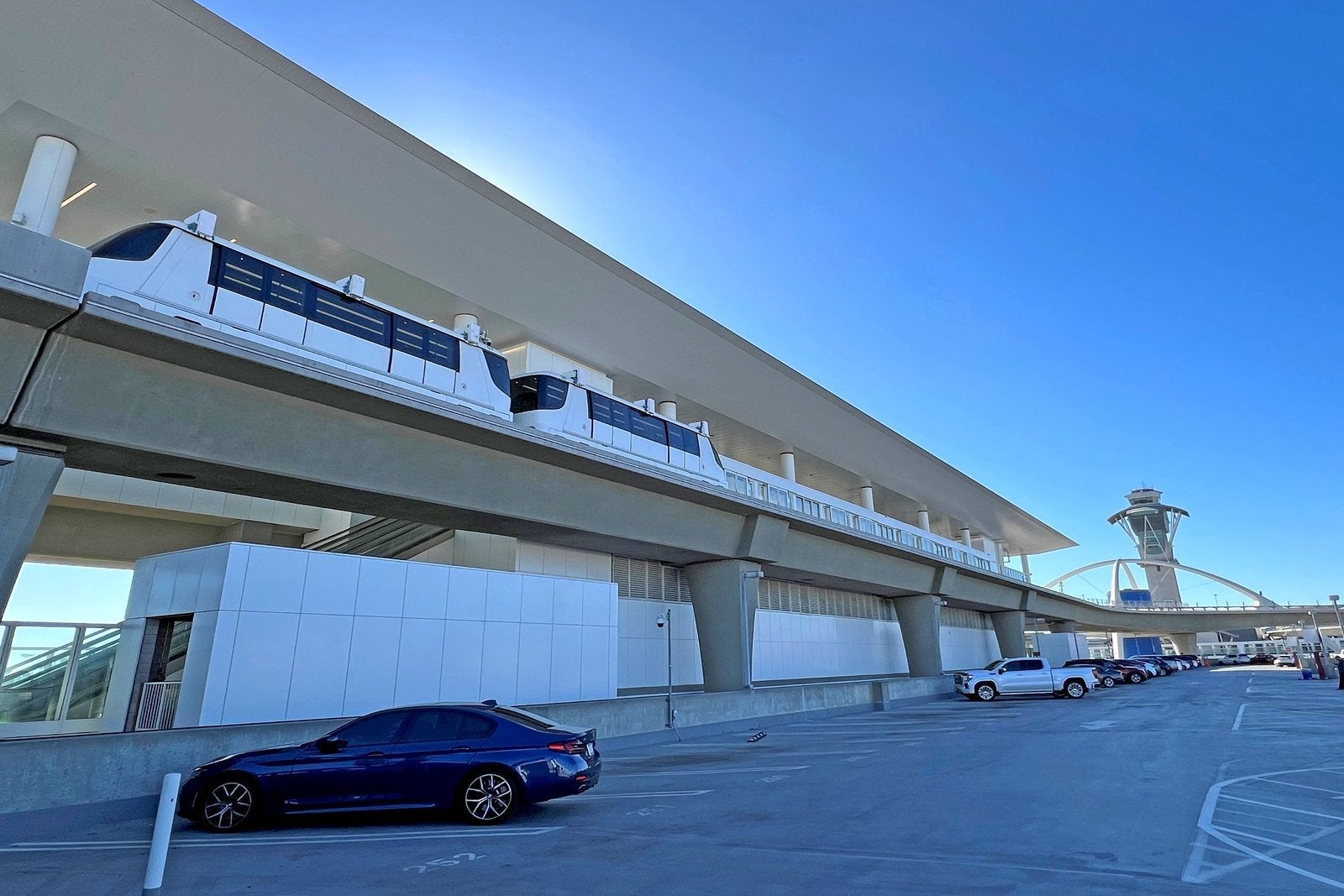 LAX Automated People Mover