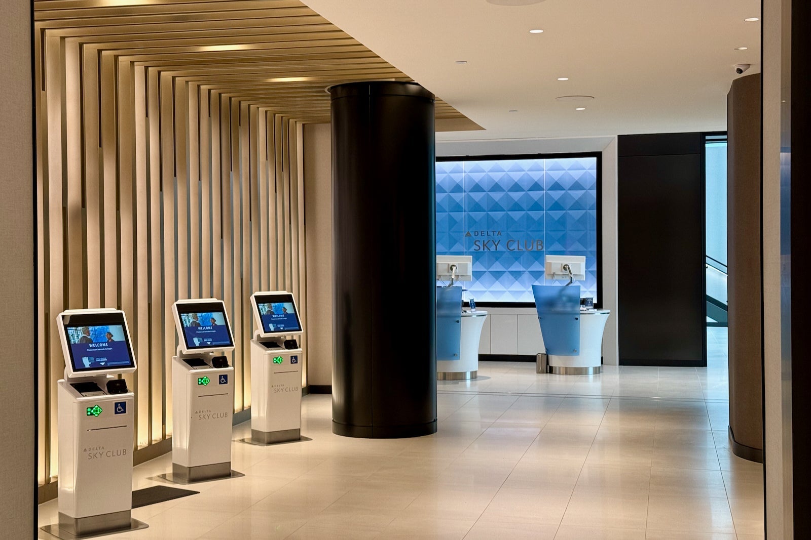 Delta Sky Club entrance