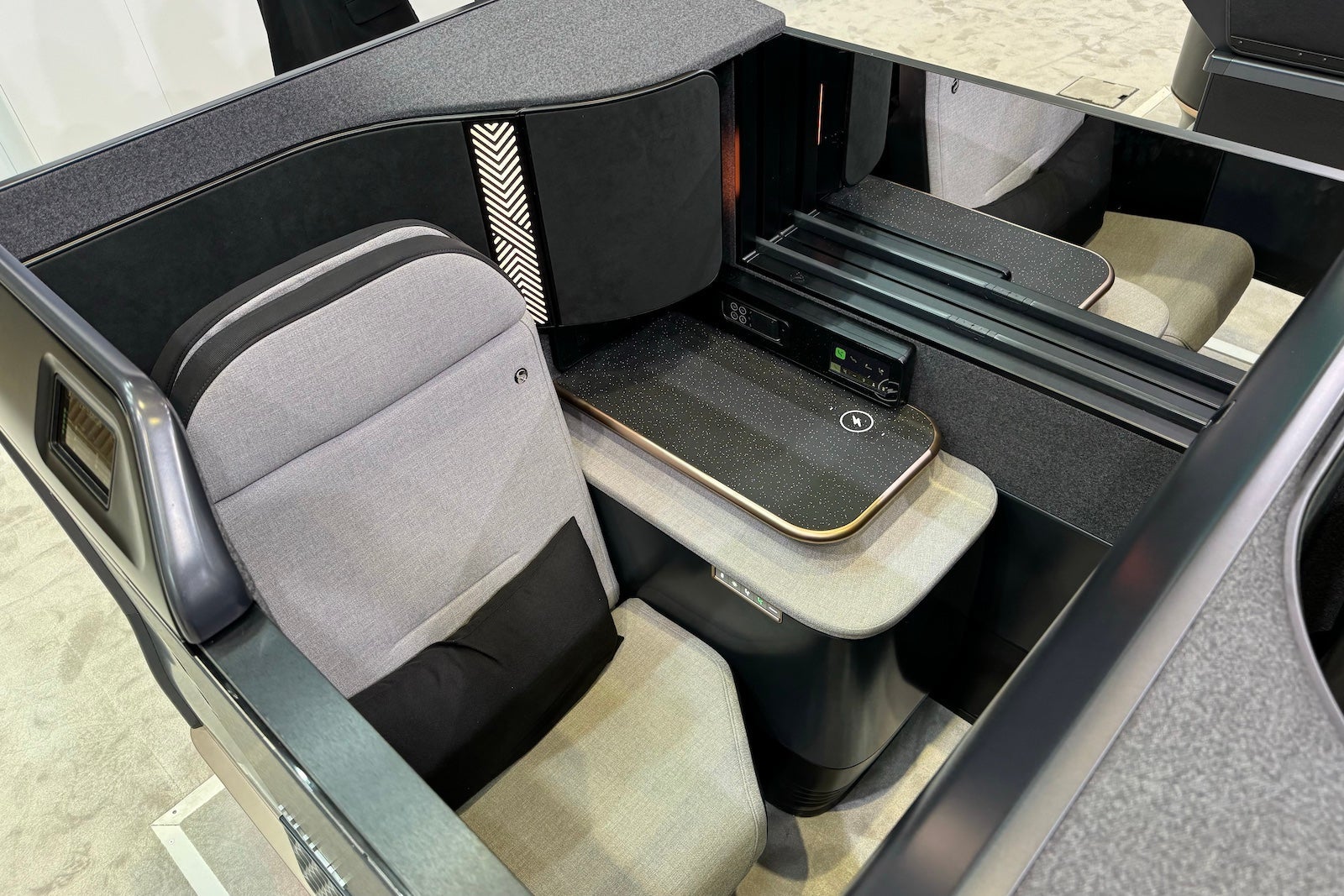 Safran seats