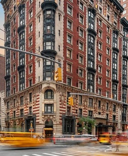 Save up to 25% on Hyatt stays in NYC this summer