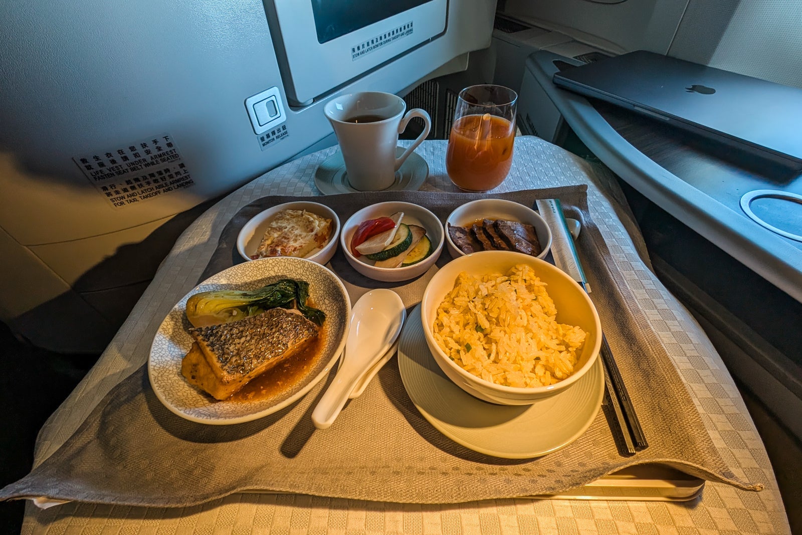 EVA Air 777 business class experience