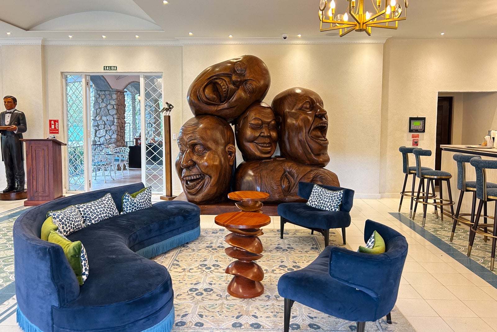 hotel la compania del valle lobby