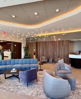 Admirals Club lounge in Philadelphia
