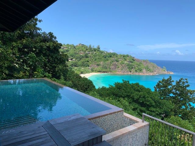 Four Seasons Seychelles