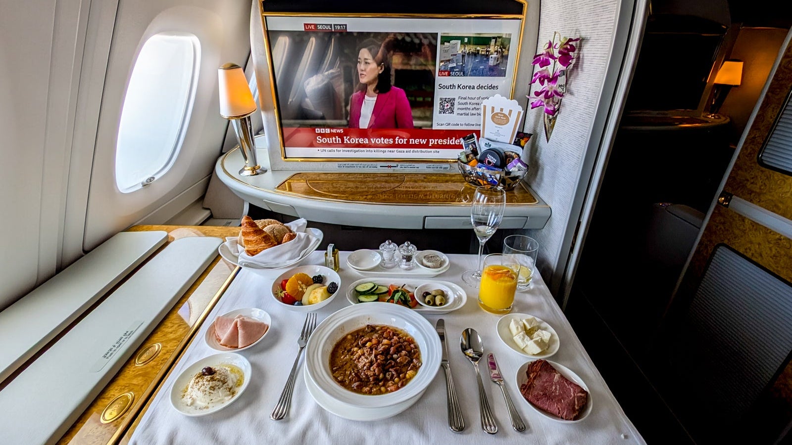 Emirates First Class LHR to Dubai